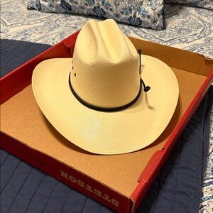 Stetson Cowboy Silhouette Red and Gold Box (Made in USA)